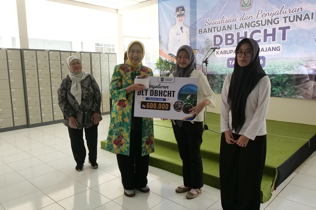 Penyerahan BLT DBHCT diserahkan langsung kepada penerima