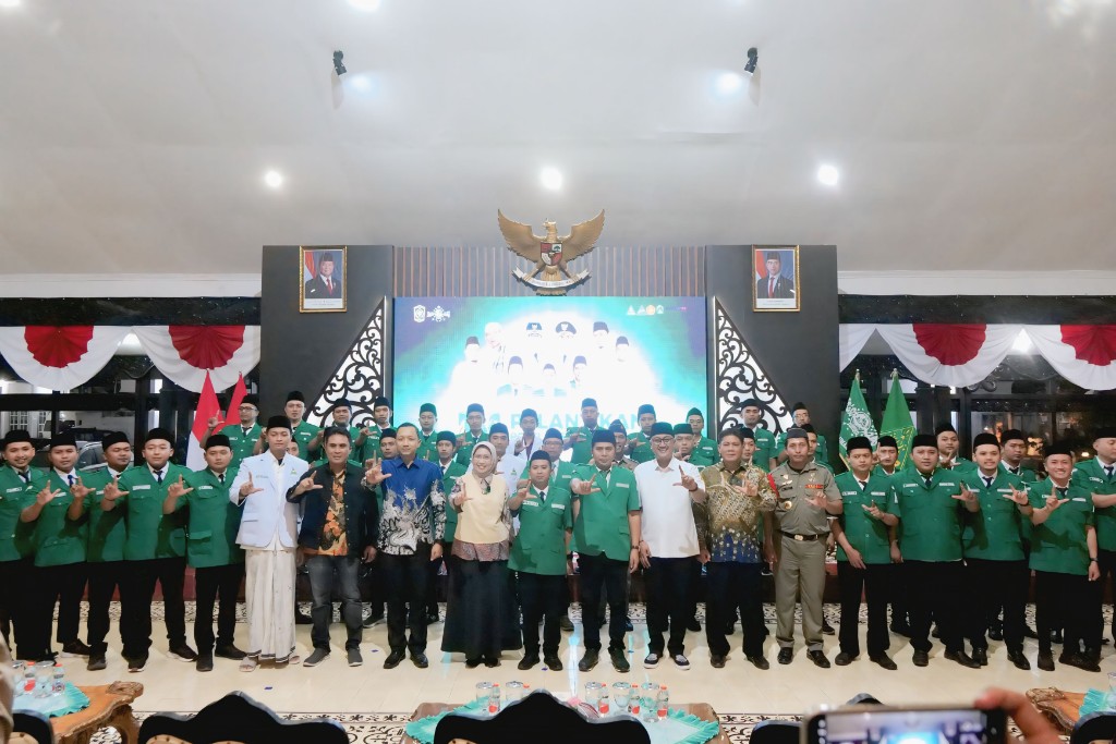 Malam pelantikan saat di Pendopo Arya Wiraraja Lumajang