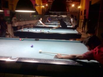 Malam Seru, 4 Atlet Billiar Lumajang Berebut Tiket Grand Final Piala KONI 2015