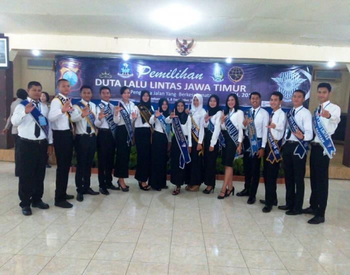 Indana Zulfa, Kenalkan Salam I Like Lumajang Kepada Duta Lalulintas Jawa Timur