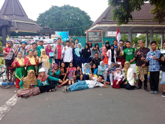 Kelas Inspirasi, Ikut Populerkan Salam Jari L I Like Lumajang