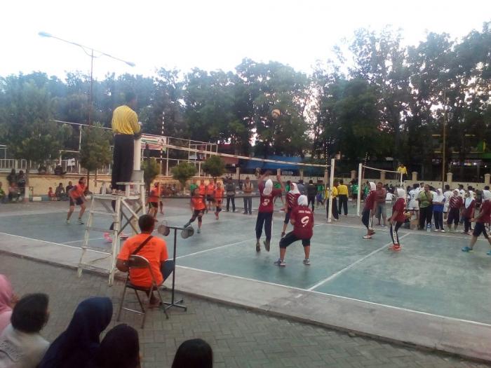 Meriah, Puluhan Club Bola Volly mengikuti Piala KONI 2016