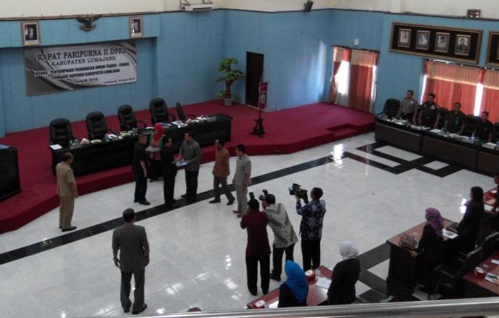 Kawasan Tanpa Rokok Dicoret Dalam Pembahasan 10 Raperda di DPRD Lumajang