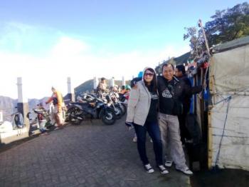 Jalan Ke Puncak B-29 Dipaving, Pengunjung Diakhir Pekan Membludak