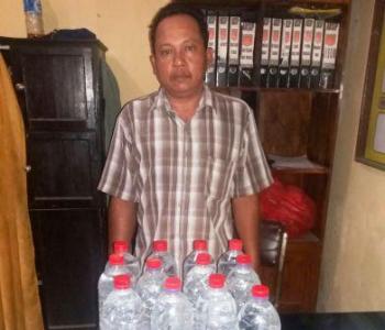 Jualan Miras Arak Jowo, Cak Sunarto Diamankan Polisi