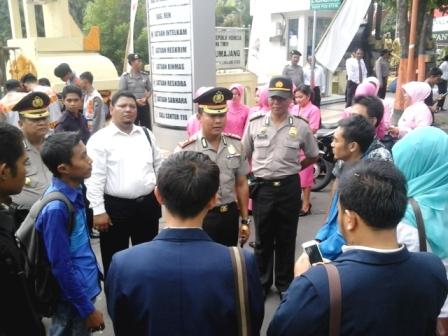 PMII Minta AKBP Aries Syahbudin Lanjutkan Berantas Mafia Pasir Lumajang