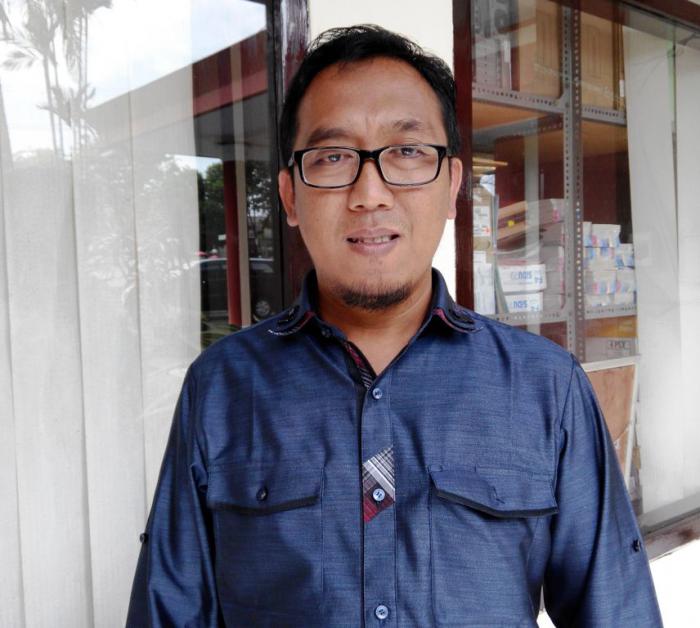 2017, Pemkab Lumajang Anggarkan Seragam dan Angkot Gratis Bagi Pelajar