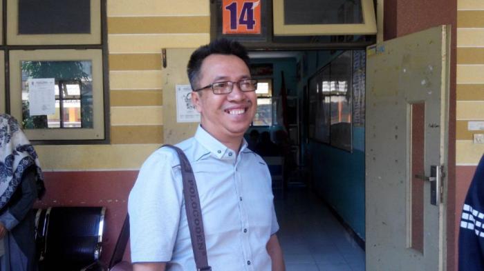 Basuki Rachmad (Uki) Kandidat Bupati Lumajang Peduli Pendidikan Anaknya