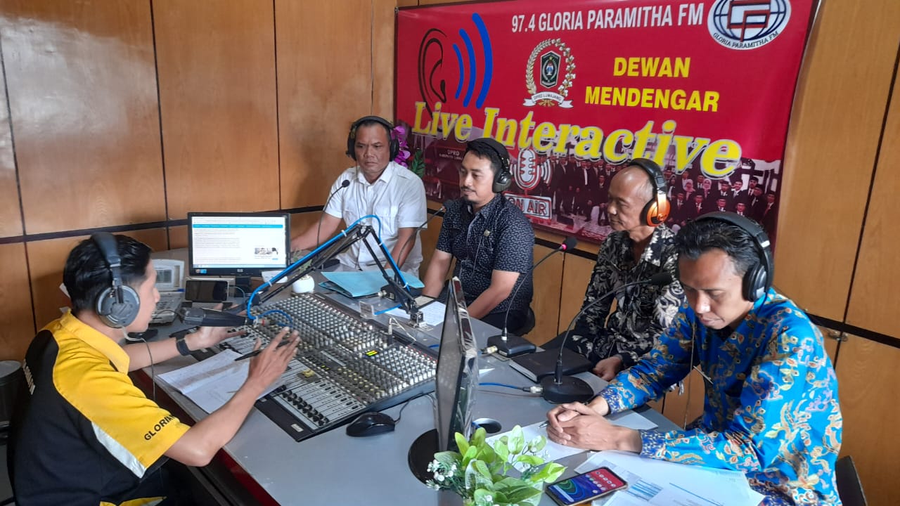 Talk Show Komisi A DPRD Lumajang bersama DPMD
