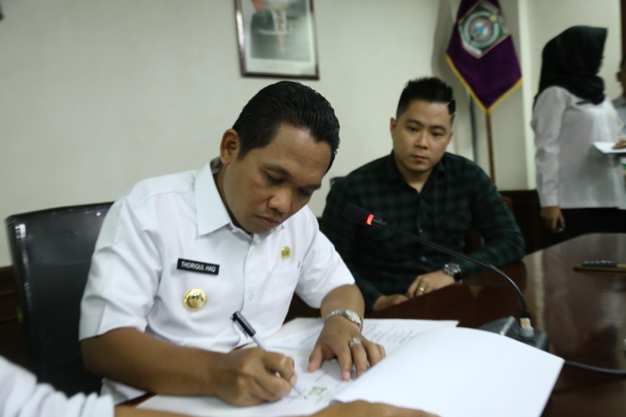 Cak Thoriq MoU kerjasama dengan CV. Motion Picture Indonesia.