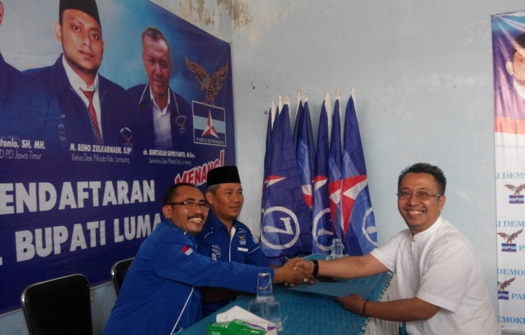 Ambil Formulir Pendaftaran, Basuki Siap Menangkan Demokrat Jadi Ketua DPRD Lumajang