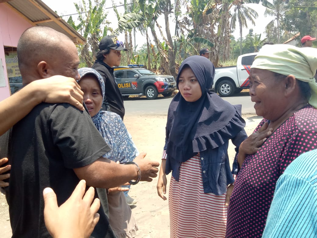 Istri, Anak dan Saudara Menangis Saat Marsam Tertangkap Konsumsi Narkoba