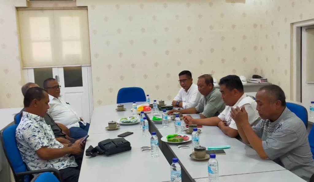 Petani Tebu Lumajang Tanyakan Tunggakan Uang Gula 54 M PG Jatiroto