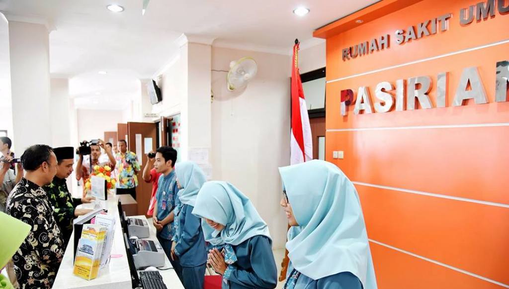 As'at Malik Bupati Lumajang saat meresmikan RSUD Pasirian