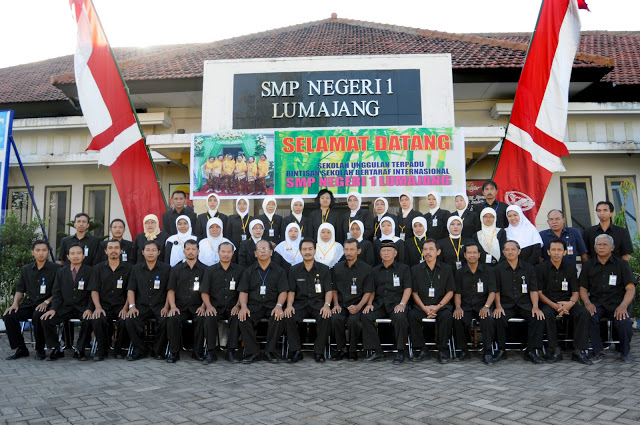 10 Besar Peraih UN SMP/MTS Terbaik Didominasi SMPN 1 Lumajang