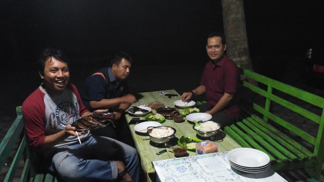 Wisata Kunliner di TPI Tempursari masih menjadi pilihan utama wisatawan selain memancing.