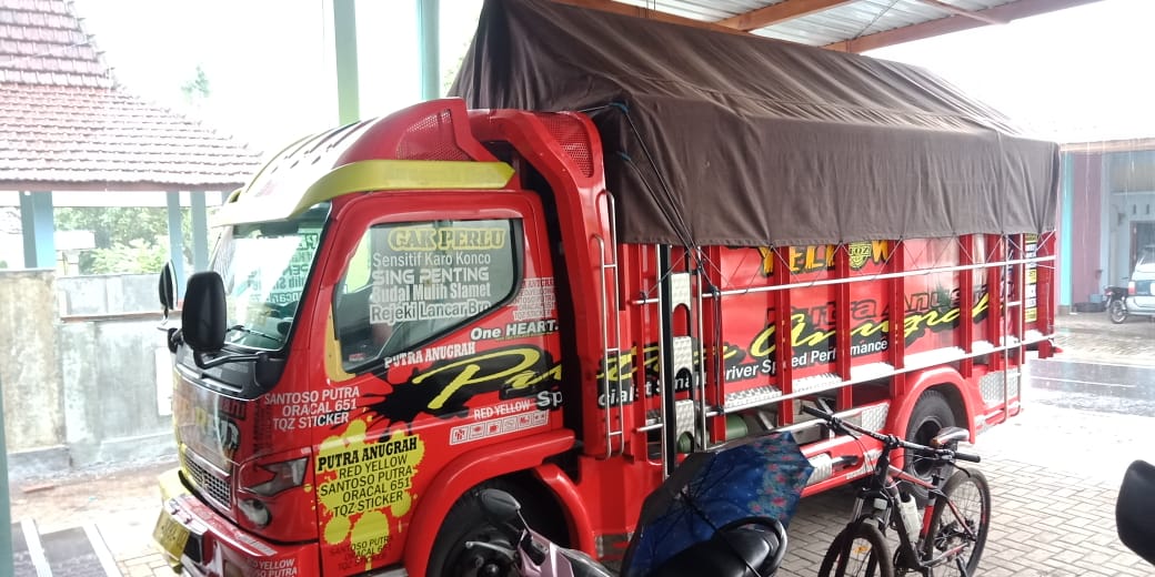 Parkir Depan Rumah Truk Warga Padang Lumajang Hilang Digondol Pencuri