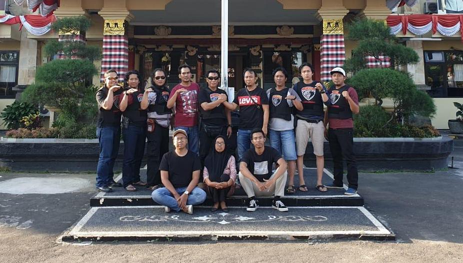 Umi Salma Pemiik Ivestasi Bodong DitangkapTim Cobra Bersama Kedua Putranya