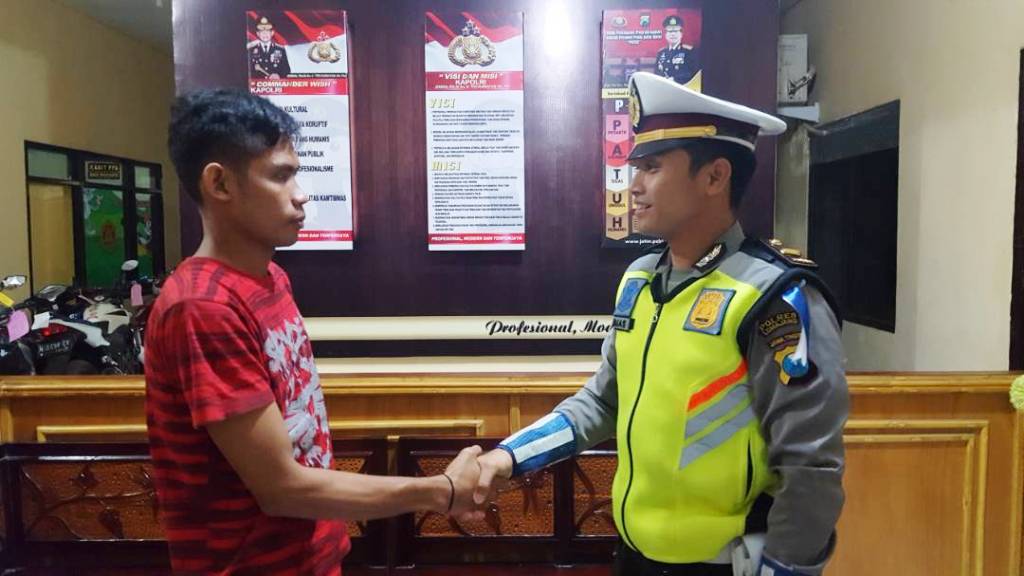 Posting Status "Begal Berseragam", Pemilik Akun FB Cahaya Cinta Minta Ma'af